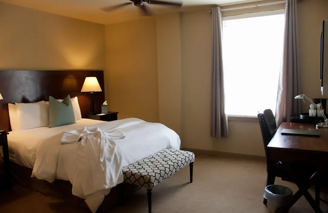 V Boutique Hotel-1